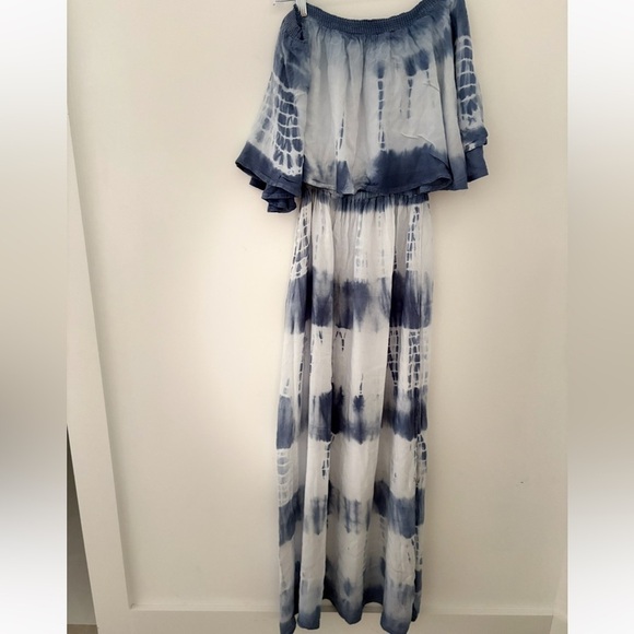 None Dresses & Skirts - Denim color tie-dye off the Shoulder Dress
Size M maxi dress lightweight cotton